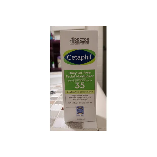 Cetaphil Oil-Free Facial Moisturizer with Sunscreen SPF 35